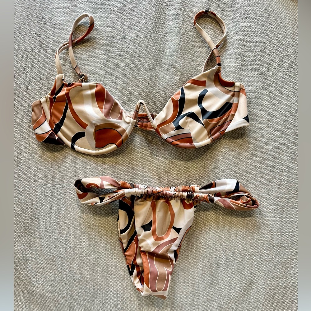 SAME Los Angeles Bikini